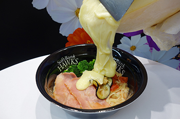 ラクレットラーメン