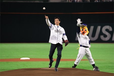 第1回「レジェンドデー」に野村氏、江本氏 | 福岡ソフトバンク 第1回「レジェンドデー」に野村氏、江本氏 | 福岡ソフトバンク