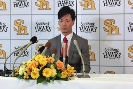 城所選手が引退表明「思い出は初出場」 | 福岡ソフトバンクホークス