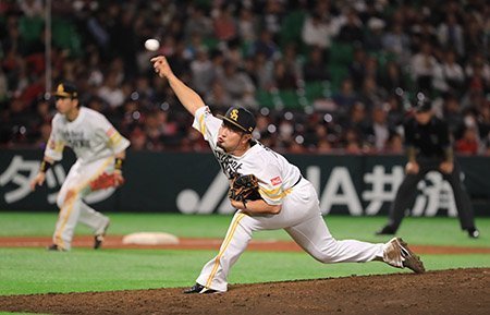 早い者勝ち、ソフトバンクホークス、柳田、松田、内川、摂津選手バブルヘッド4セット 4年振り日本Sホークス 柳田選手 松田選手 内川選手 摂津選手