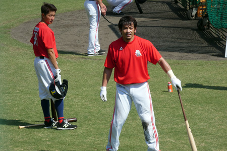 松田宣浩選手 【Mサイズ】鷹の祭典2022 ユニフォーム ソフトバンク Amazon.co.jp: 松田宣浩(福岡ソフトバンクホークス)／背番号