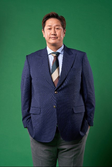 5/28李大浩(イ・デホ)氏がセレモニアルピッチに登場! 福岡ソフトバンクホークス HAWKS ソフトバンクホークス 試合日程表 選手名鑑 試合日程 ポケット