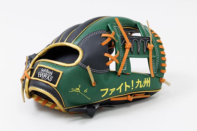 和田毅球団統括本部付アドバイザーらと子どもたちの交流イベント 和田毅球団統括本部付アドバイザーらと子どもたちの交流イベント