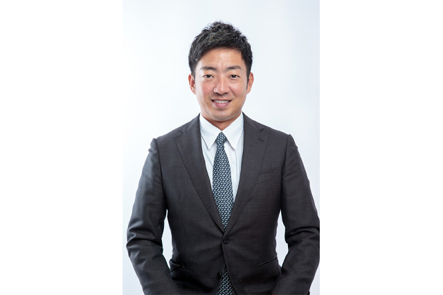 嘉弥真新也さんによるセレモニアルピッチ