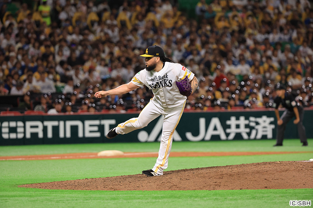 54 ロベルト・オスナ 選手名鑑2025 | 福岡ソフトバンクホークス